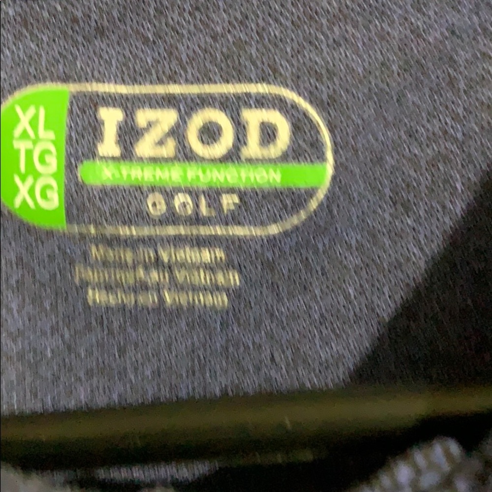 🔥IZOD shirt - Picture 2 of 3